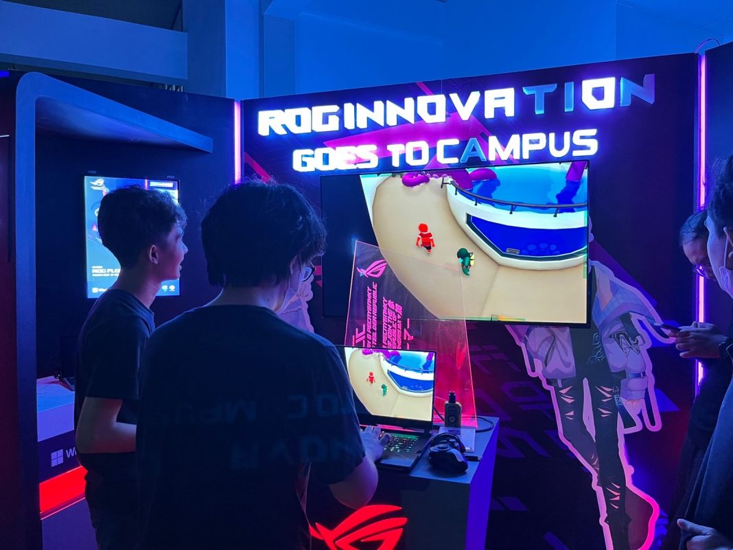 Coba langsung laptop ROG di event ROG Goes to Campus